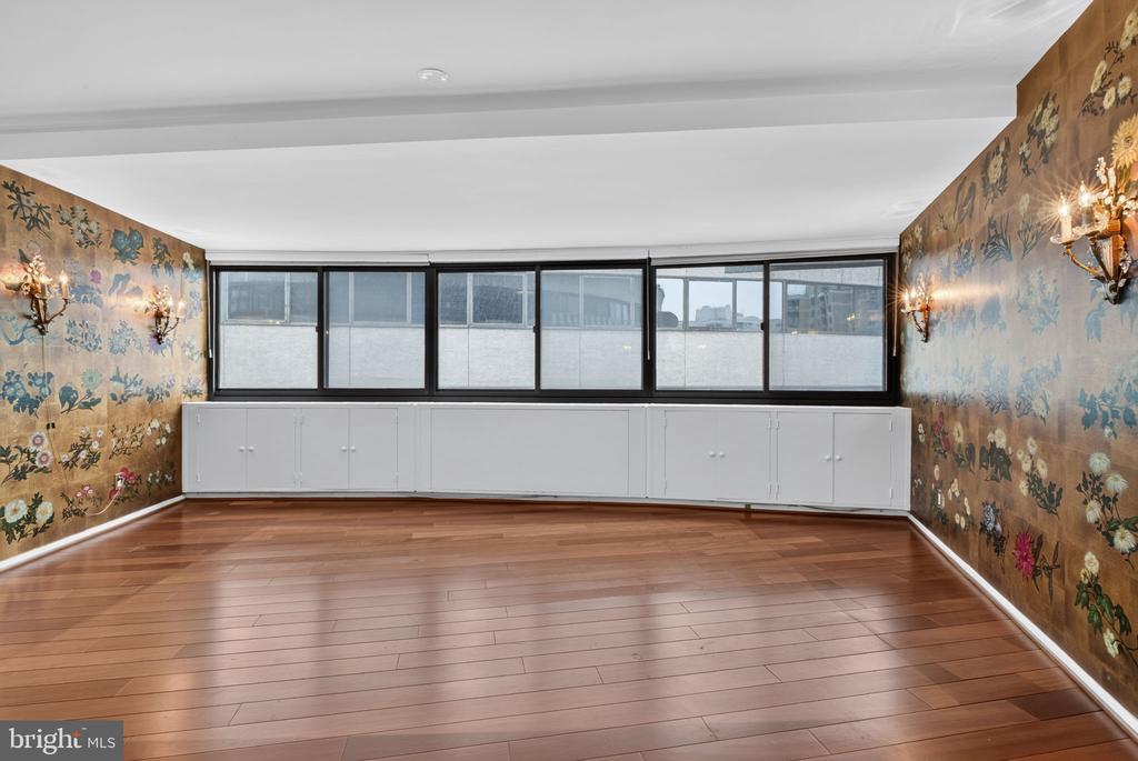 2510 VIRGNIA AVENUE NW Unit: 504-N