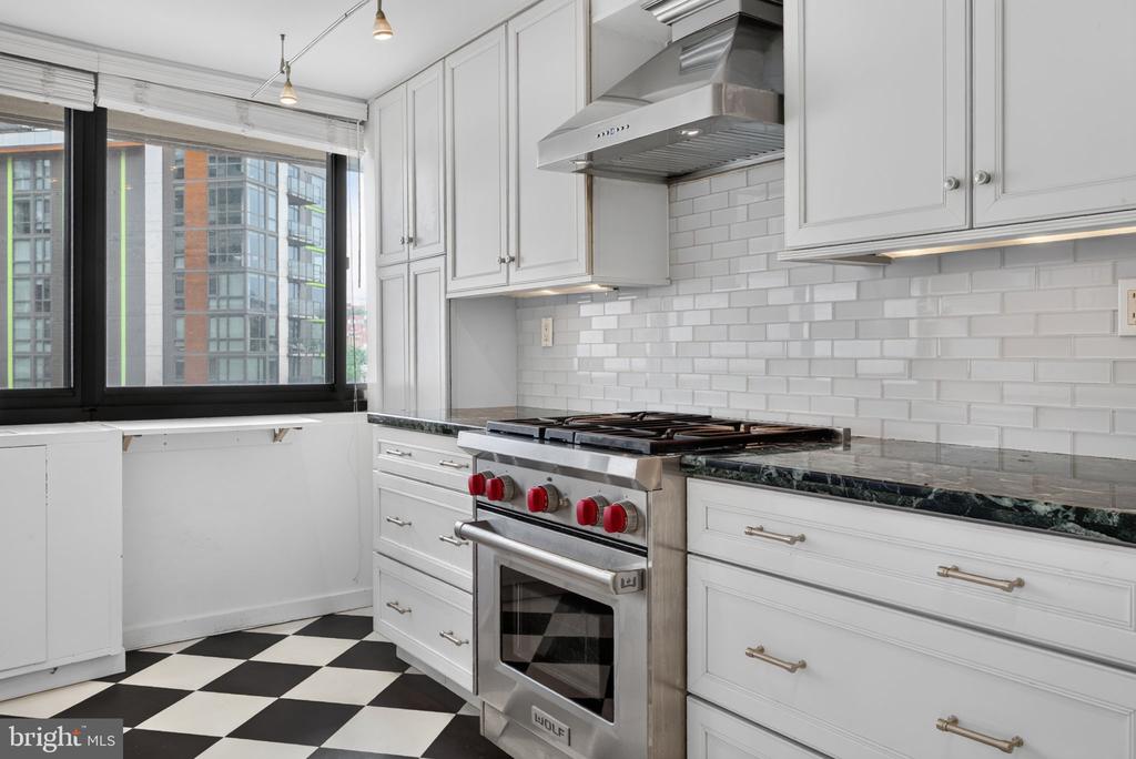 2510 VIRGNIA AVENUE NW Unit: 504-N