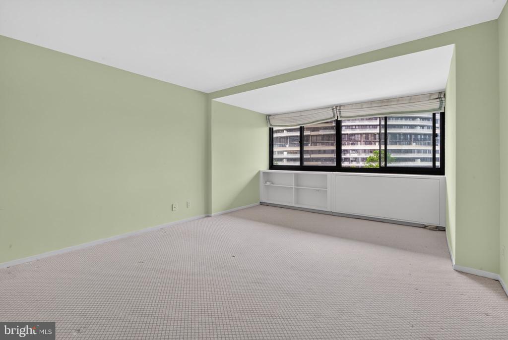 2510 VIRGNIA AVENUE NW Unit: 504-N