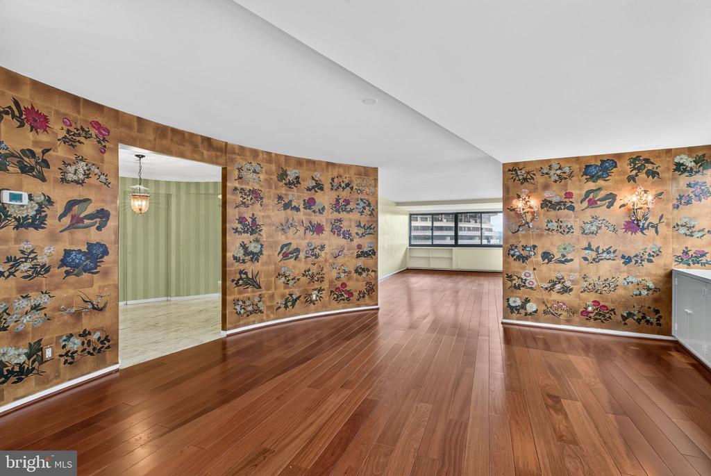 2510 VIRGNIA AVENUE NW Unit: 504-N