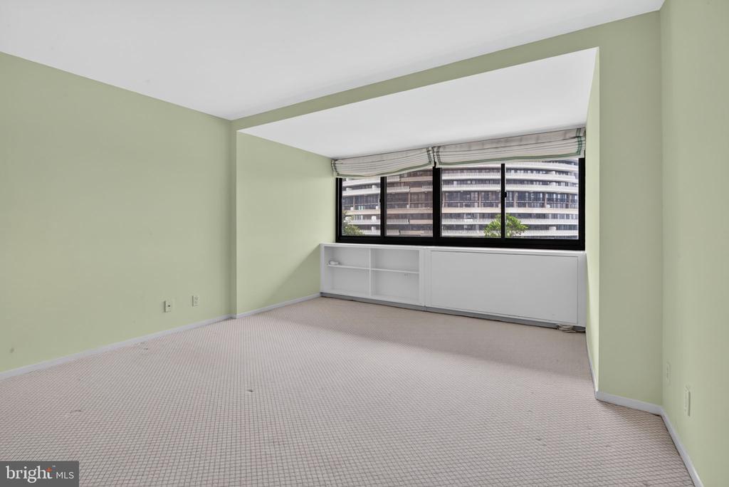 2510 VIRGNIA AVENUE NW Unit: 504-N