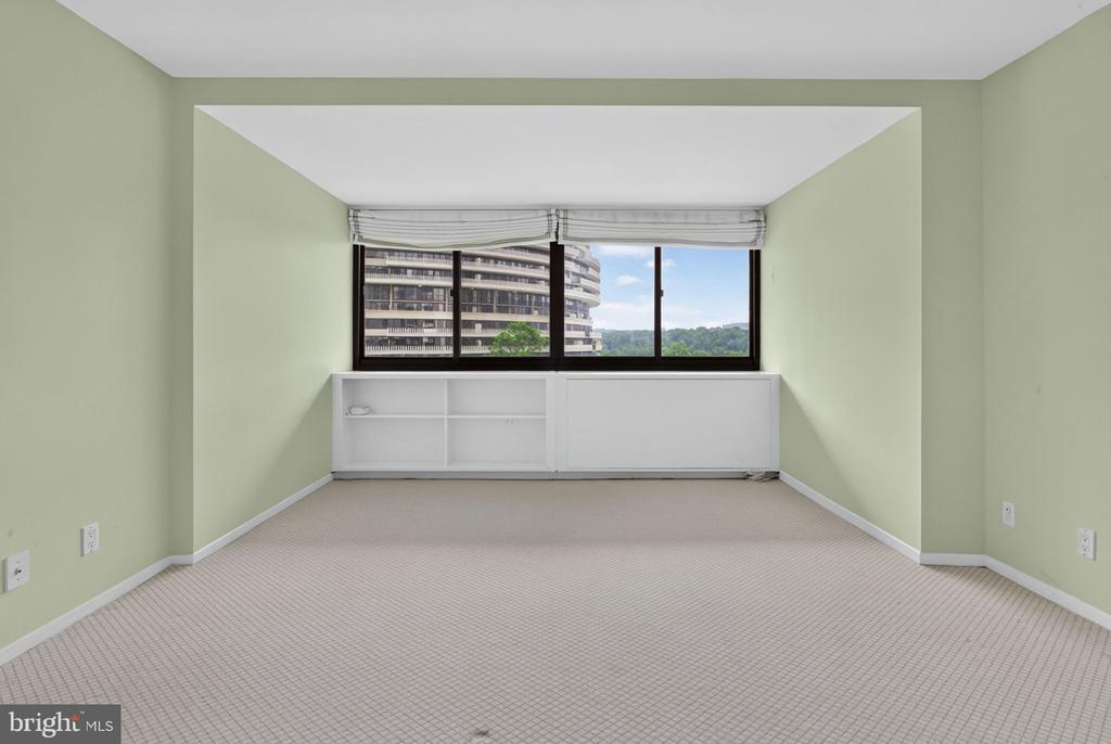 2510 VIRGNIA AVENUE NW Unit: 504-N
