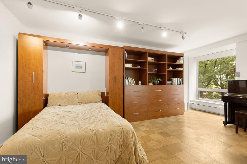 1435 4TH STREET SW Unit: B310