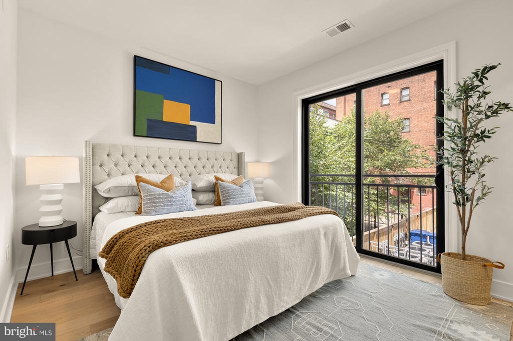 1463 HARVARD STREET NW Unit: 6