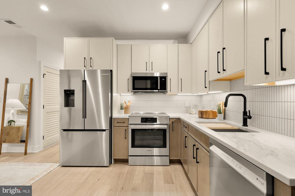 1463 HARVARD STREET NW Unit: 6