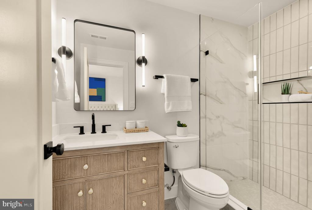 1463 HARVARD STREET NW Unit: 6
