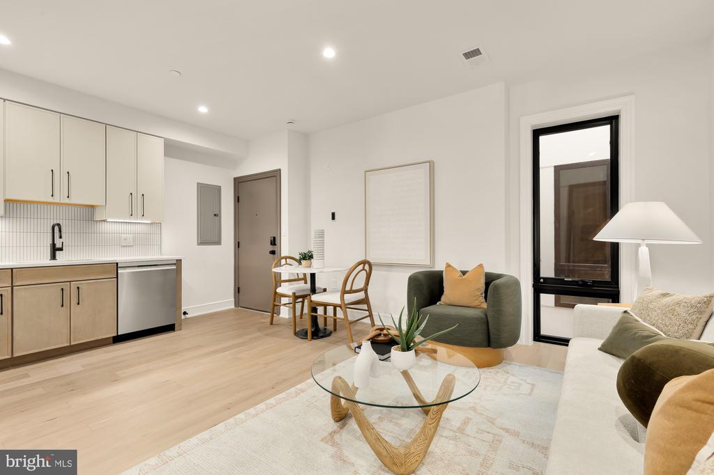 1463 HARVARD STREET NW Unit: 6