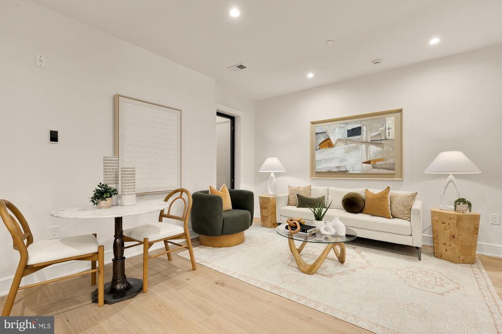 1463 HARVARD STREET NW Unit: 6