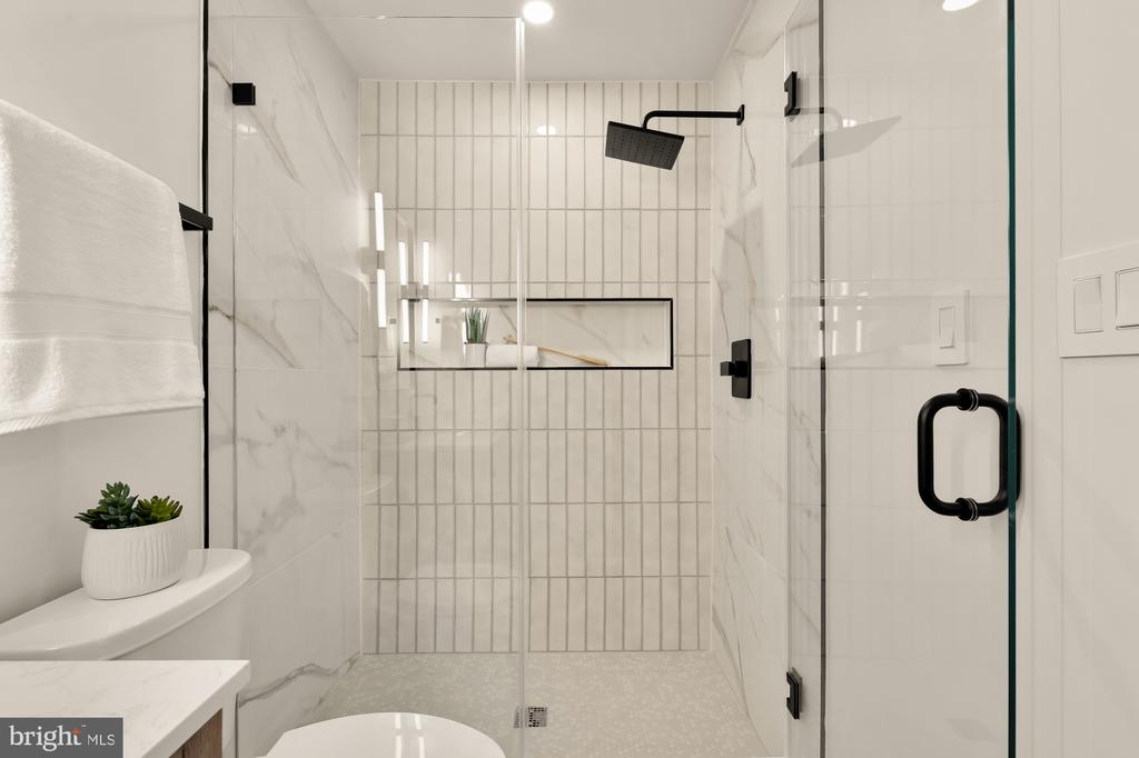1463 HARVARD STREET NW Unit: 6
