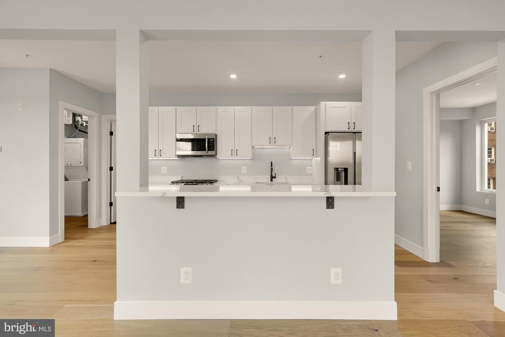 3215 MOUNT PLEASANT STREET NW Unit: 201