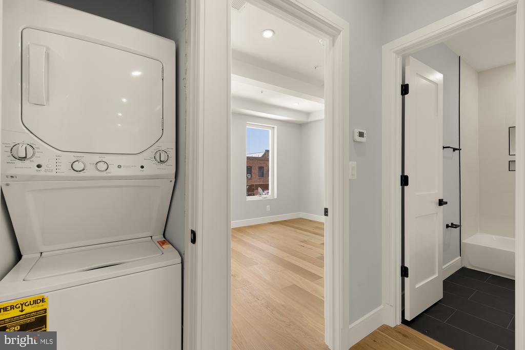3215 MOUNT PLEASANT STREET NW Unit: 202