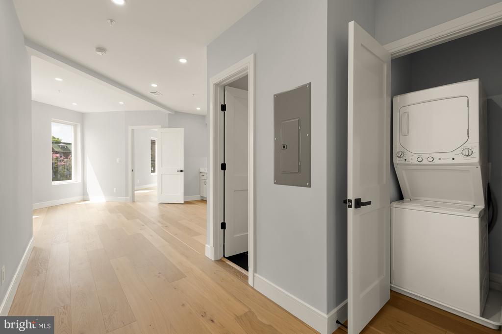 3215 MOUNT PLEASANT STREET NW Unit: 203