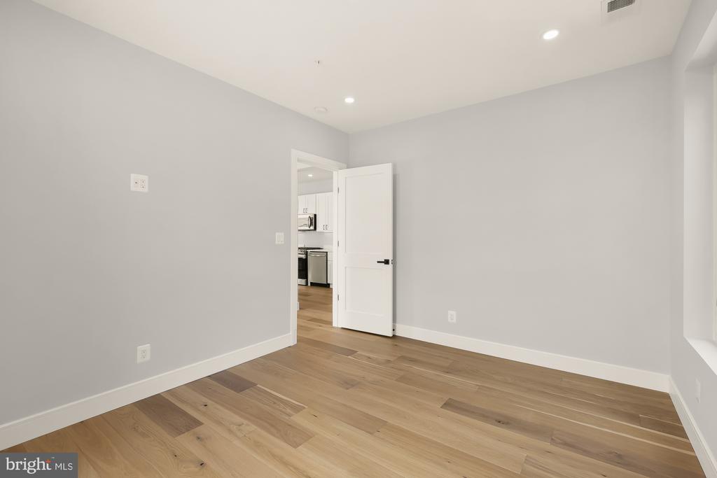 3215 MOUNT PLEASANT STREET NW Unit: 301