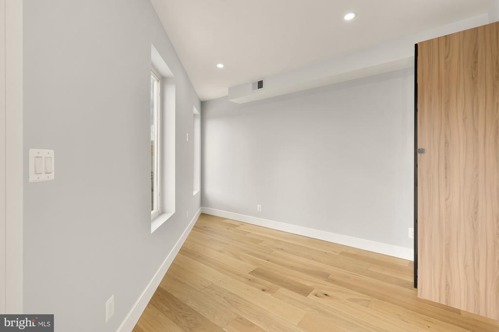 3215 MOUNT PLEASANT STREET NW Unit: 403