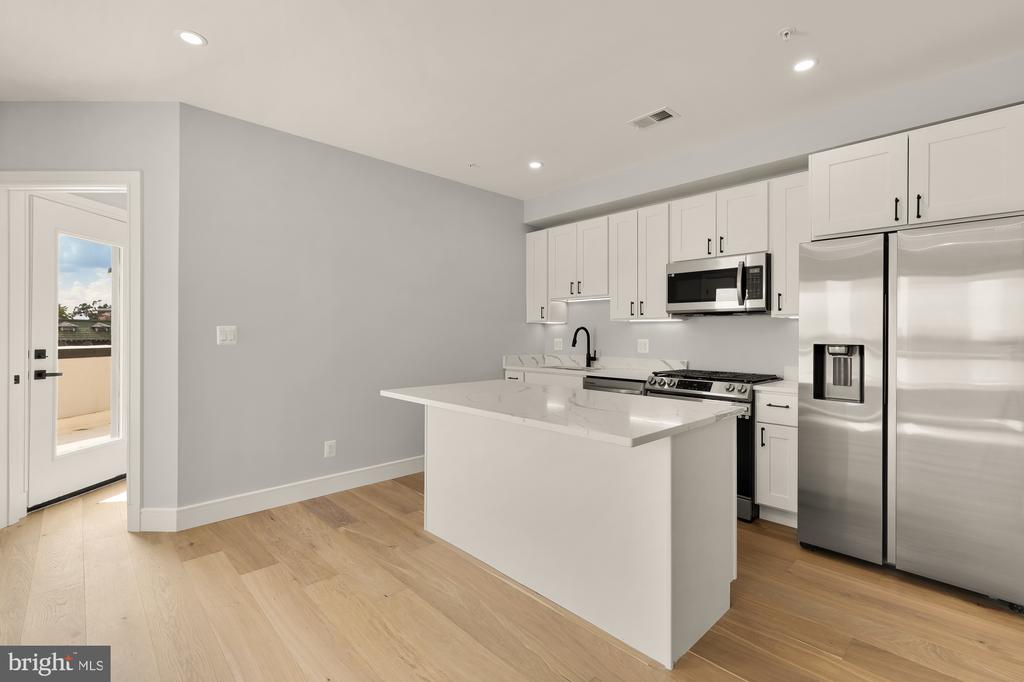 3215 MOUNT PLEASANT STREET NW Unit: 403