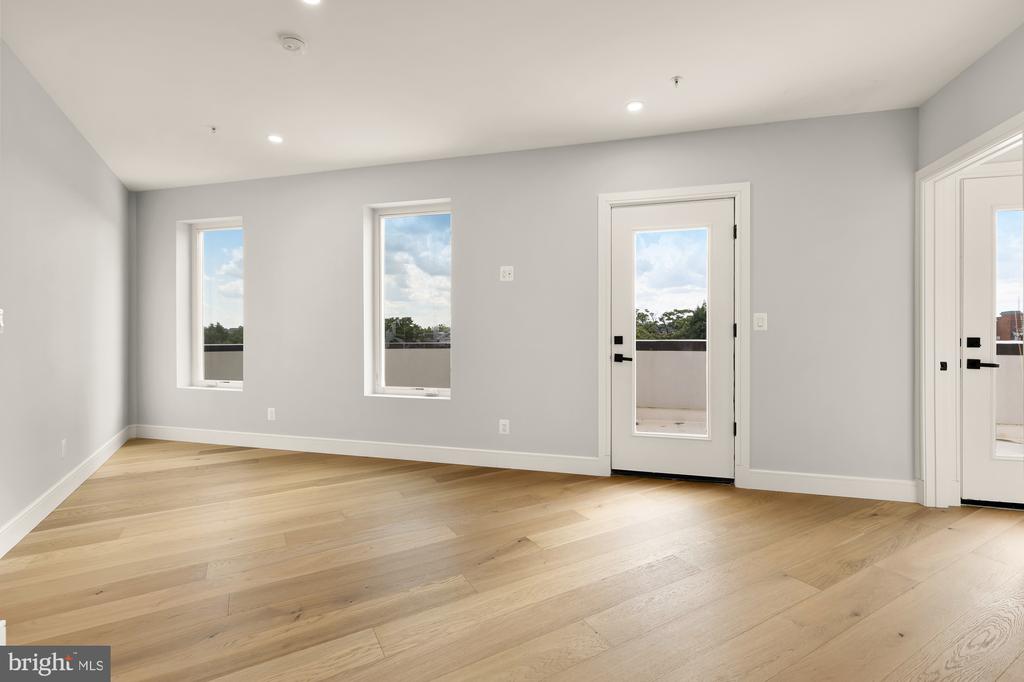 3215 MOUNT PLEASANT STREET NW Unit: 403
