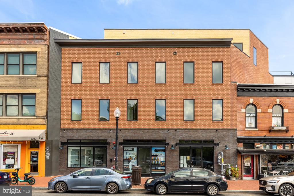 3215 MOUNT PLEASANT STREET NW Unit: 403