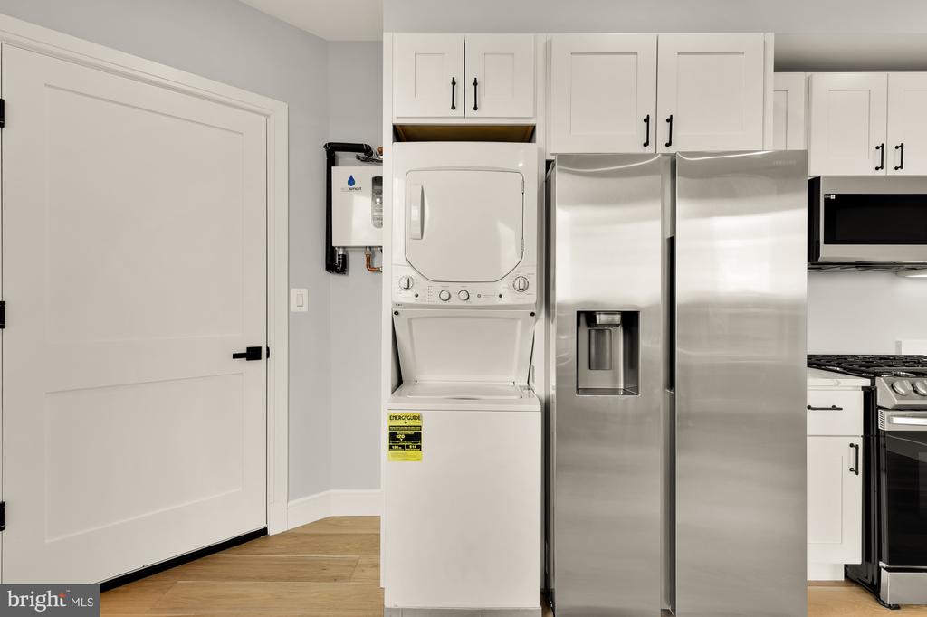 3215 MOUNT PLEASANT STREET NW Unit: 401