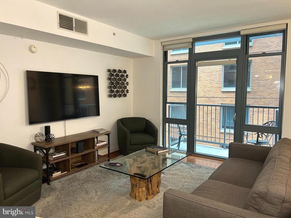 1117 10TH STREET NW Unit: 411