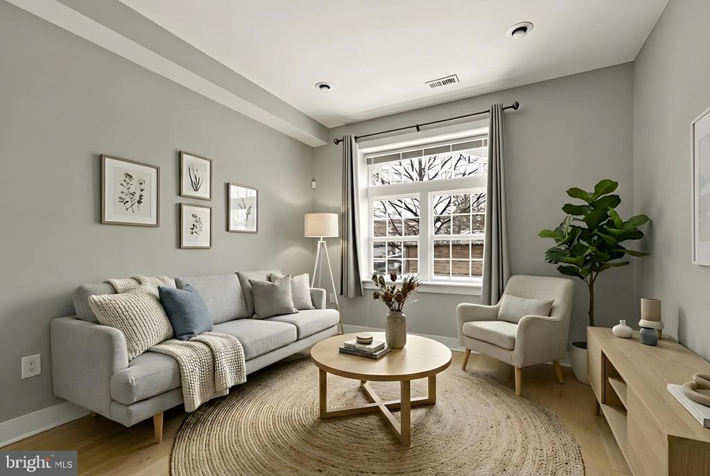 3529 14TH STREET NW Unit: 1