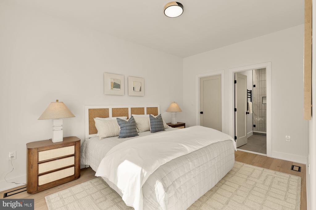 1463 HARVARD STREET NW Unit: PH7
