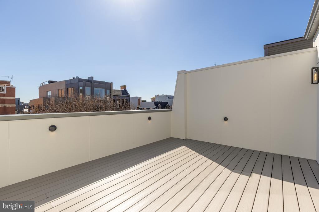 1463 HARVARD STREET NW Unit: PH7