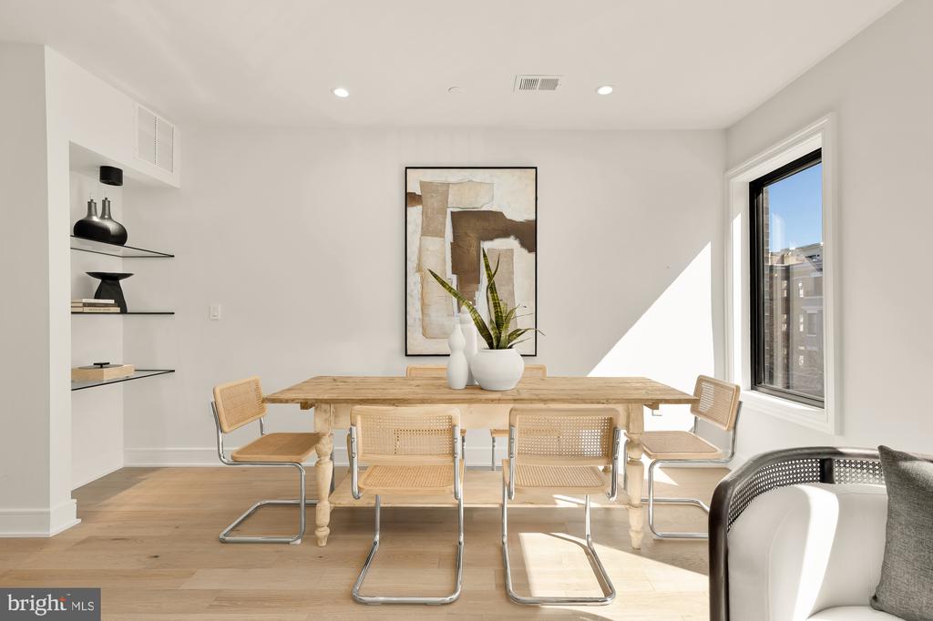 1463 HARVARD STREET NW Unit: PH7