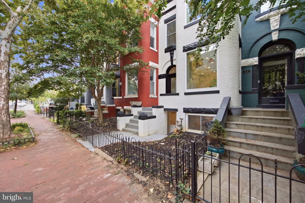 10 R STREET NW