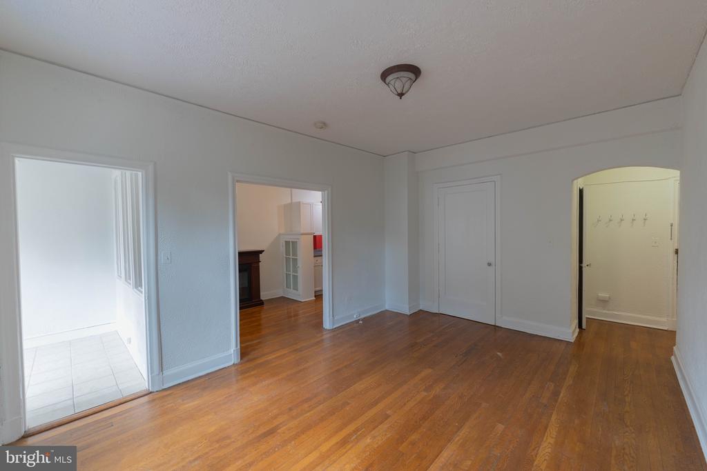 2032 BELMONT ROAD NW Unit: 221