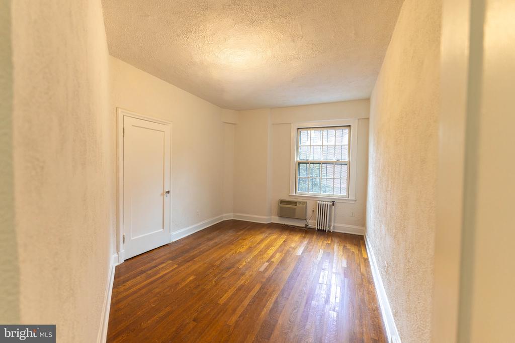 2032 BELMONT ROAD NW Unit: 221