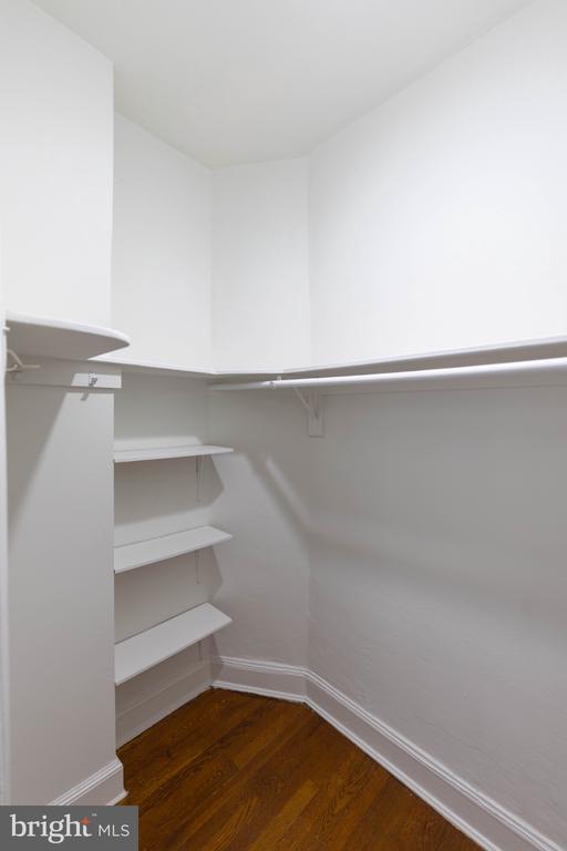 2032 BELMONT ROAD NW Unit: 221