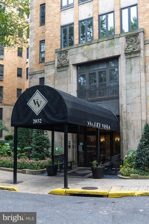 2032 BELMONT ROAD NW Unit: 221