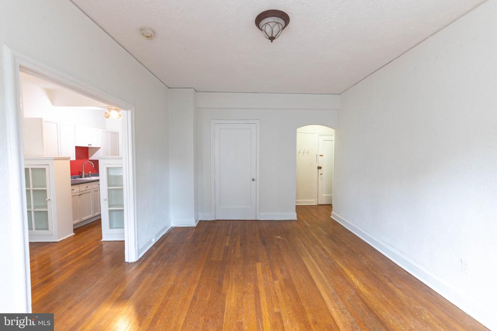 2032 BELMONT ROAD NW Unit: 221