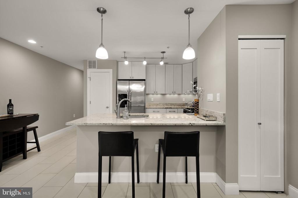 1135 6TH STREET NW Unit: 1