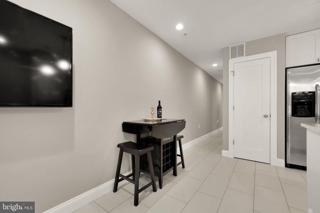 1135 6TH STREET NW Unit: 1