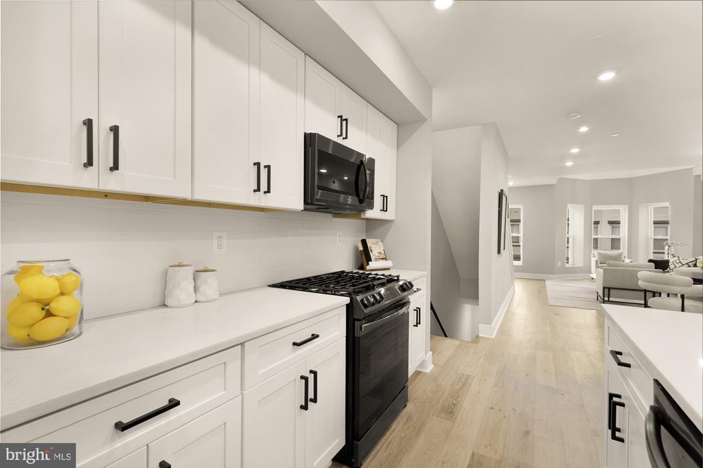 26 TODD PLACE NE Unit: 2