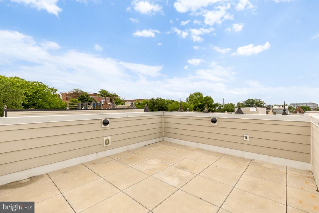 26 TODD PLACE NE Unit: 2