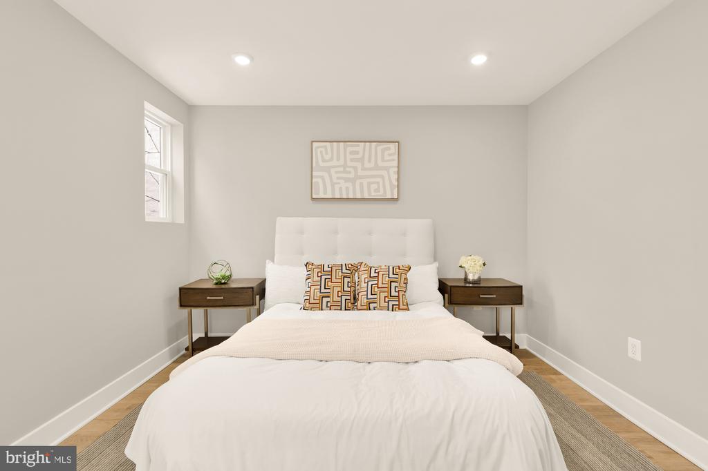 26 TODD PLACE NE Unit: 2
