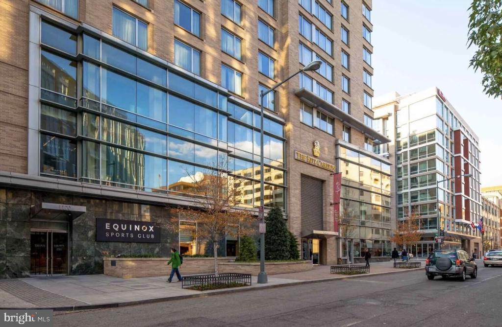 3611 38TH STREET NW Unit: 305