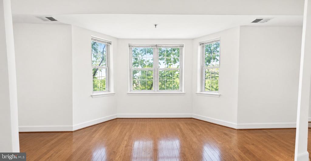 3611 38TH STREET NW Unit: 305