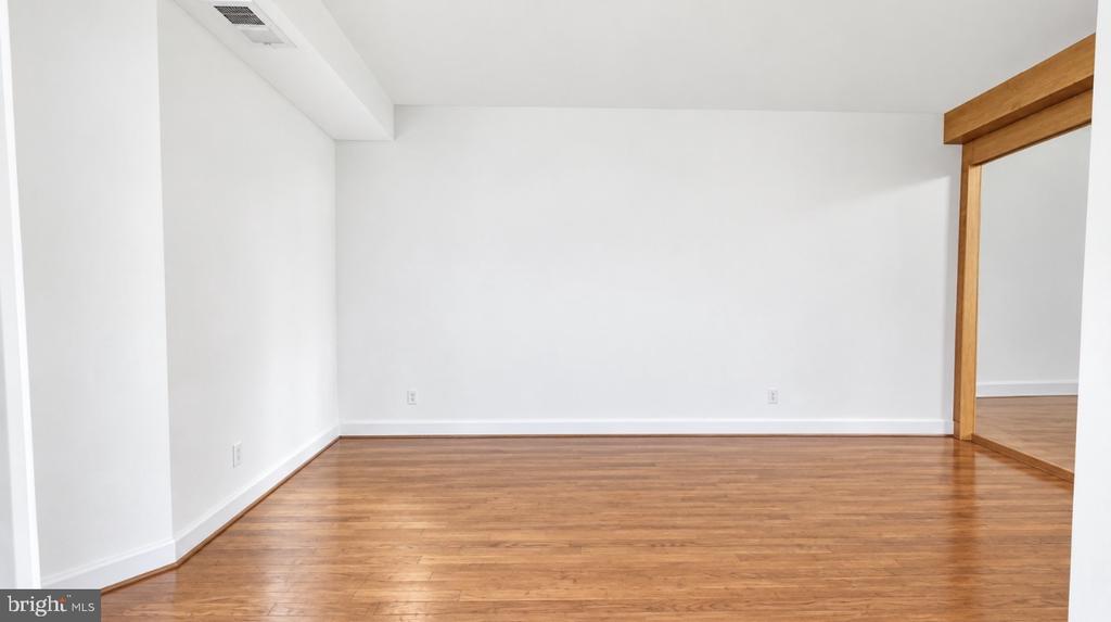 3611 38TH STREET NW Unit: 305