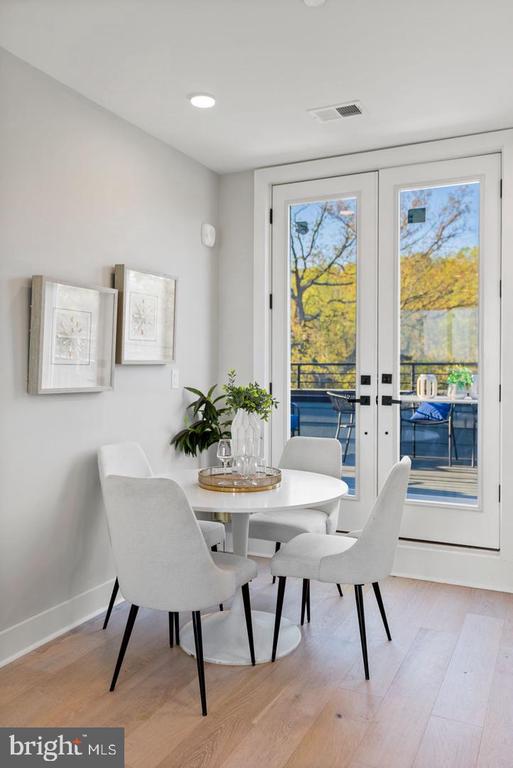 2019 M STREET NE Unit: PH9