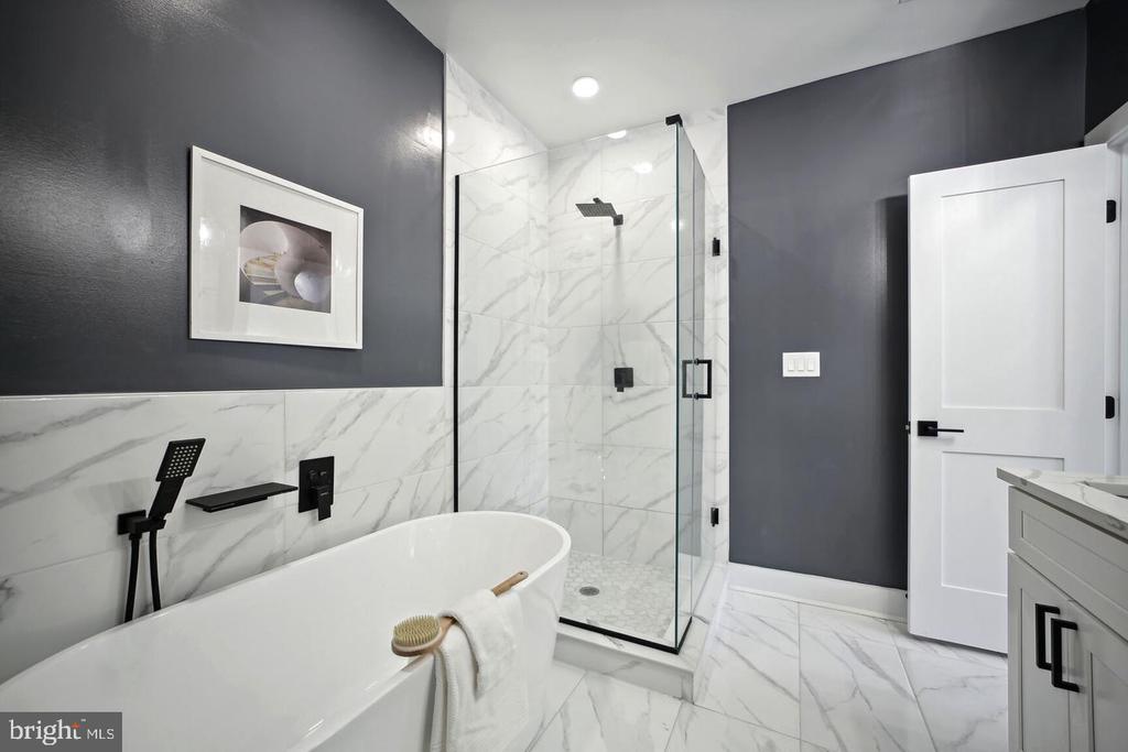2019 M STREET NE Unit: 7