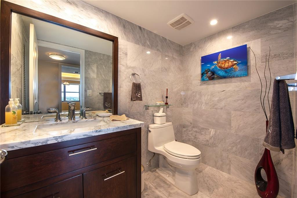 5000 N Ocean Blvd Unit: 1001