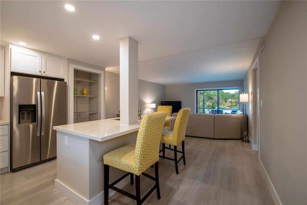 930 SW 9th Street Cir Unit: 104