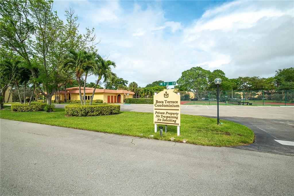 930 SW 9th Street Cir Unit: 104
