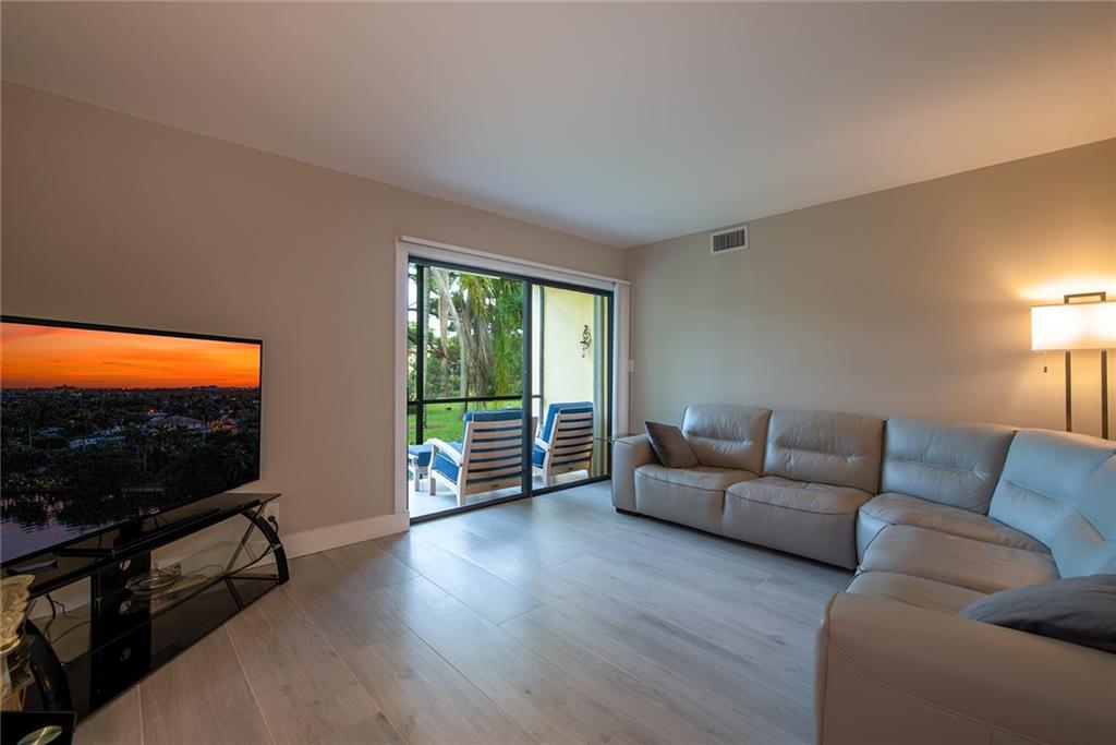 930 SW 9th Street Cir Unit: 104