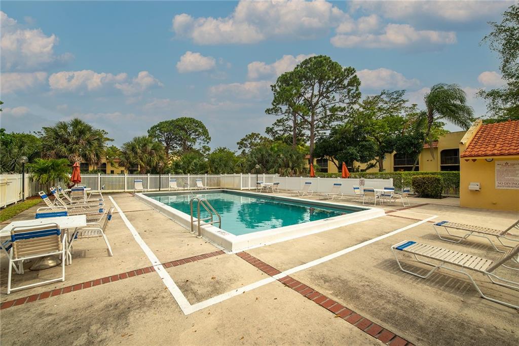 930 SW 9th Street Cir Unit: 104