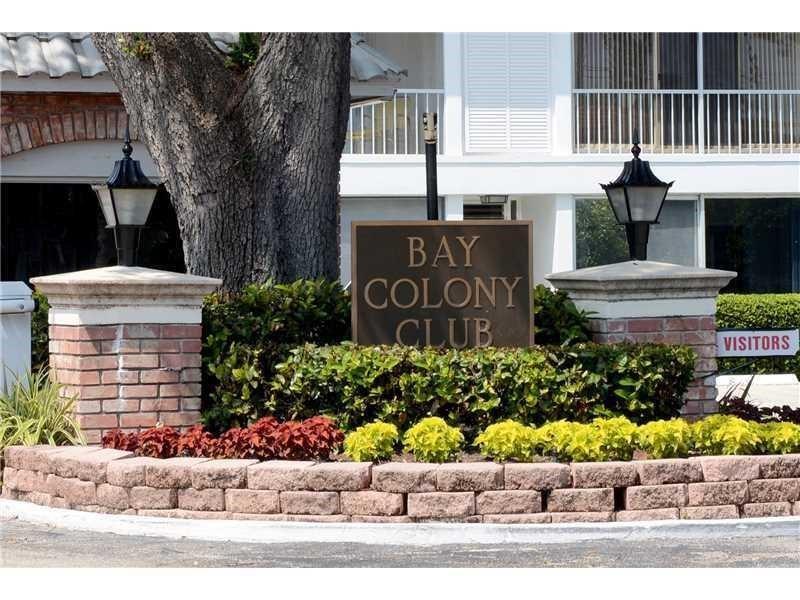 6521 bay club Unit: 4