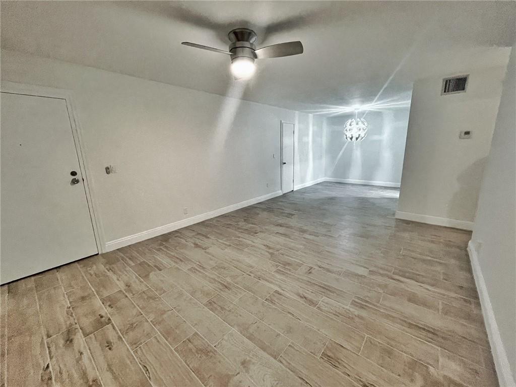 6241 Bay Club Dr Unit: 2